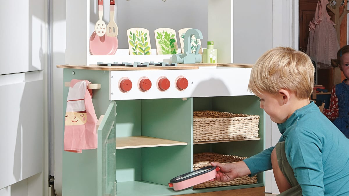 The Ten Best Wooden Play Kitchens For Kids MomTrends