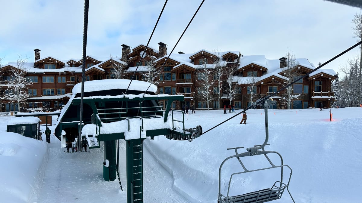 House ski gear online