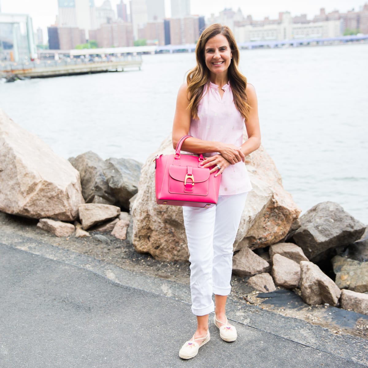 Pink outlet purse outfit