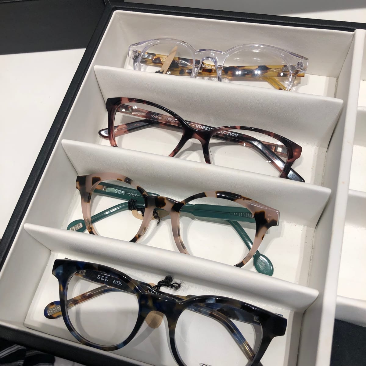 See selective eyewear elements top