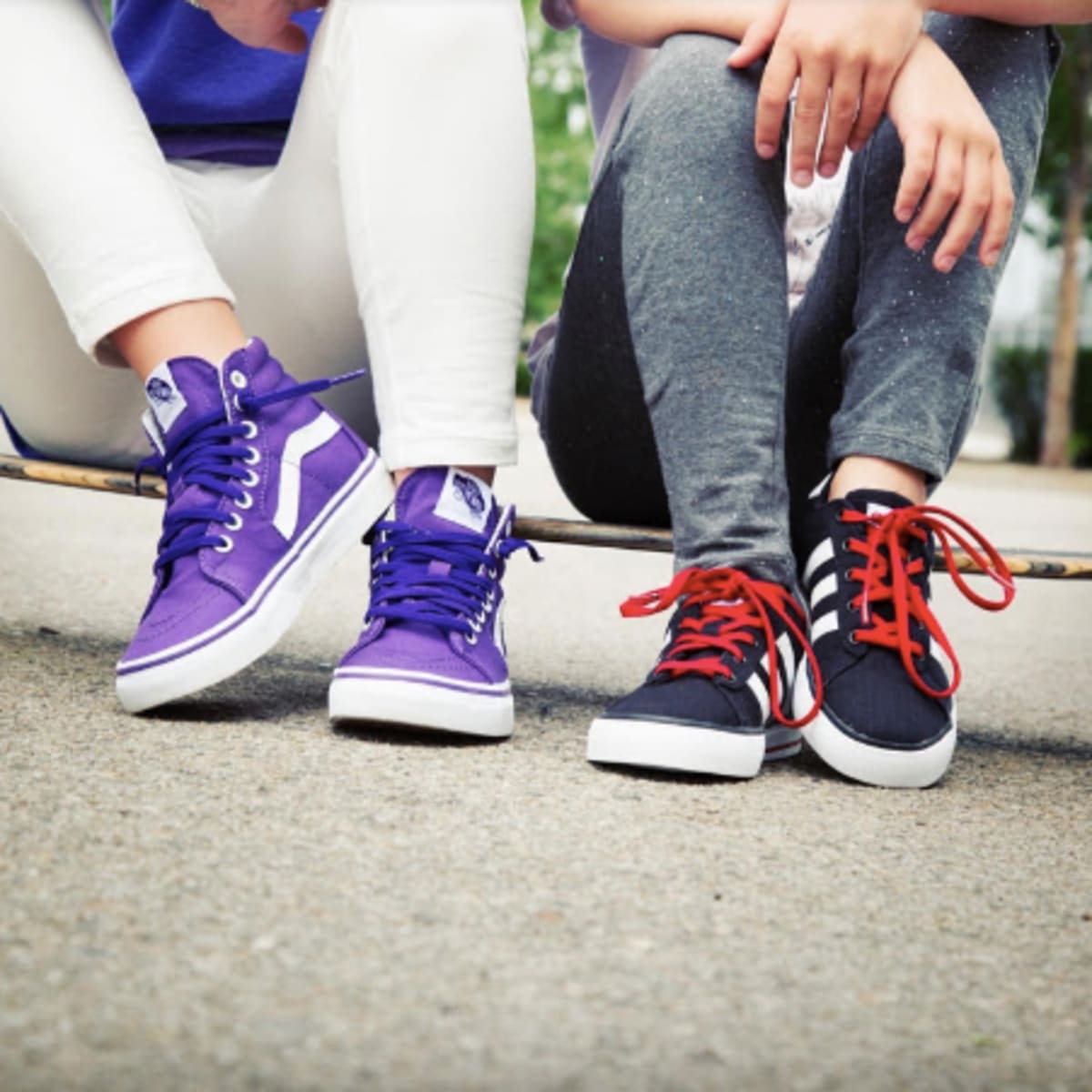 Curly 2024 shoelaces payless