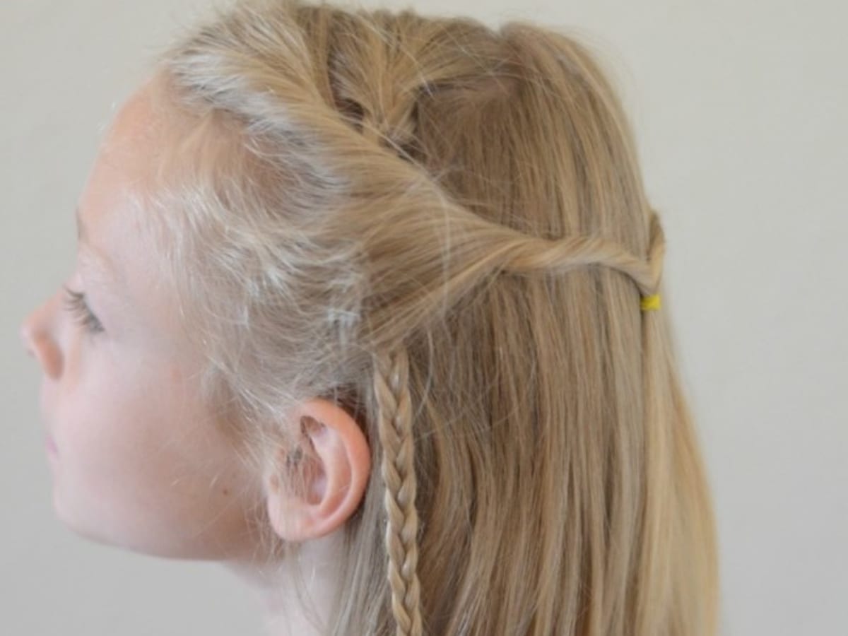 My new favorite kids hairstyle- double bubble braids! This hair tutori... |  Bubble Braid Tutorial | TikTok
