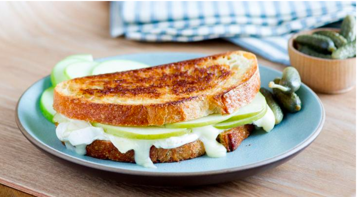 best grilled cheese recipes, grilled cheese, grilled cheese recipes, easy grilled cheese recipes, grilled cheese sandwiches, grilled cheese trends, easy finger foods, easy entertaining, summer recipes