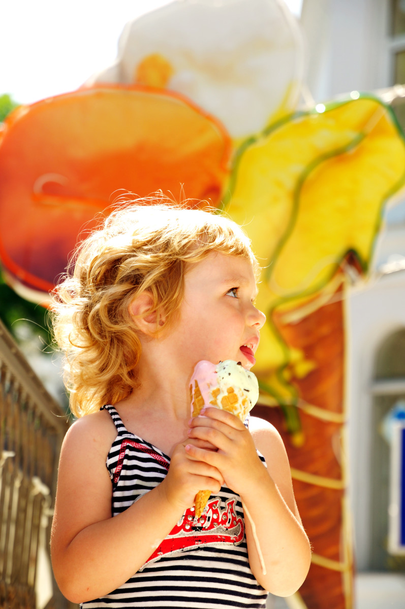girl  eating  ice cream cone