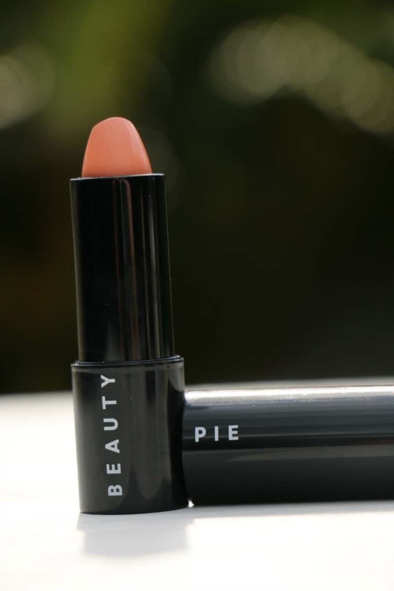 beauty pie lipstick