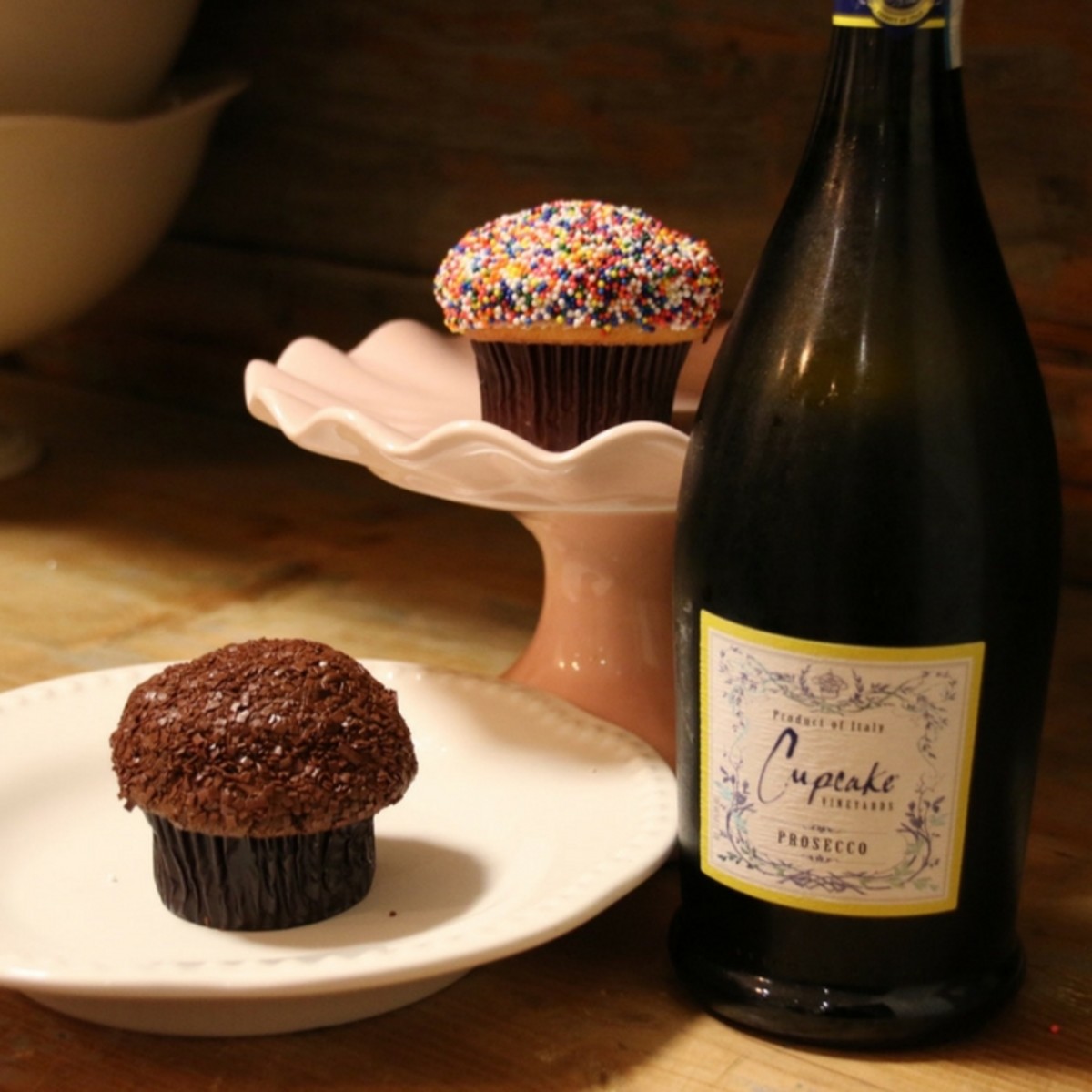 cupcakes and prosecco