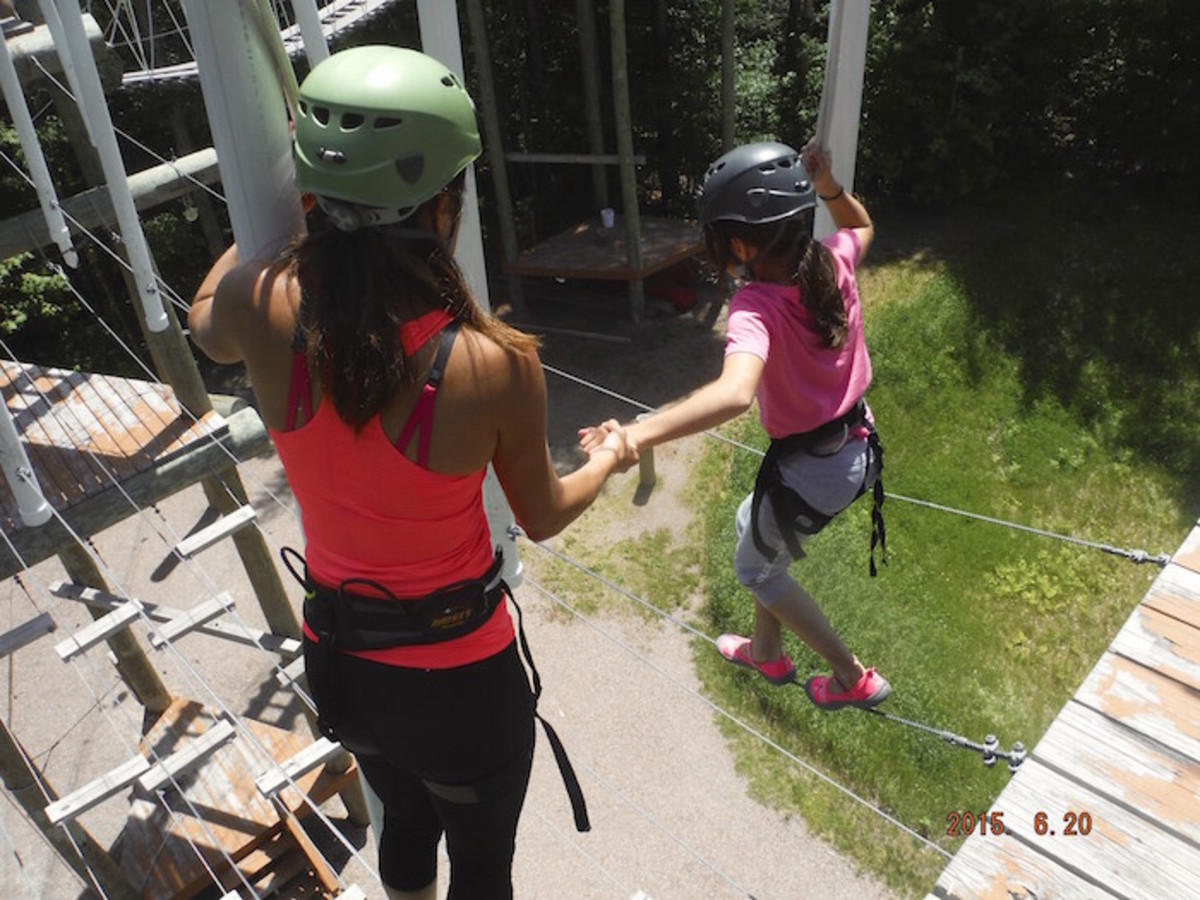 helping on ropes course