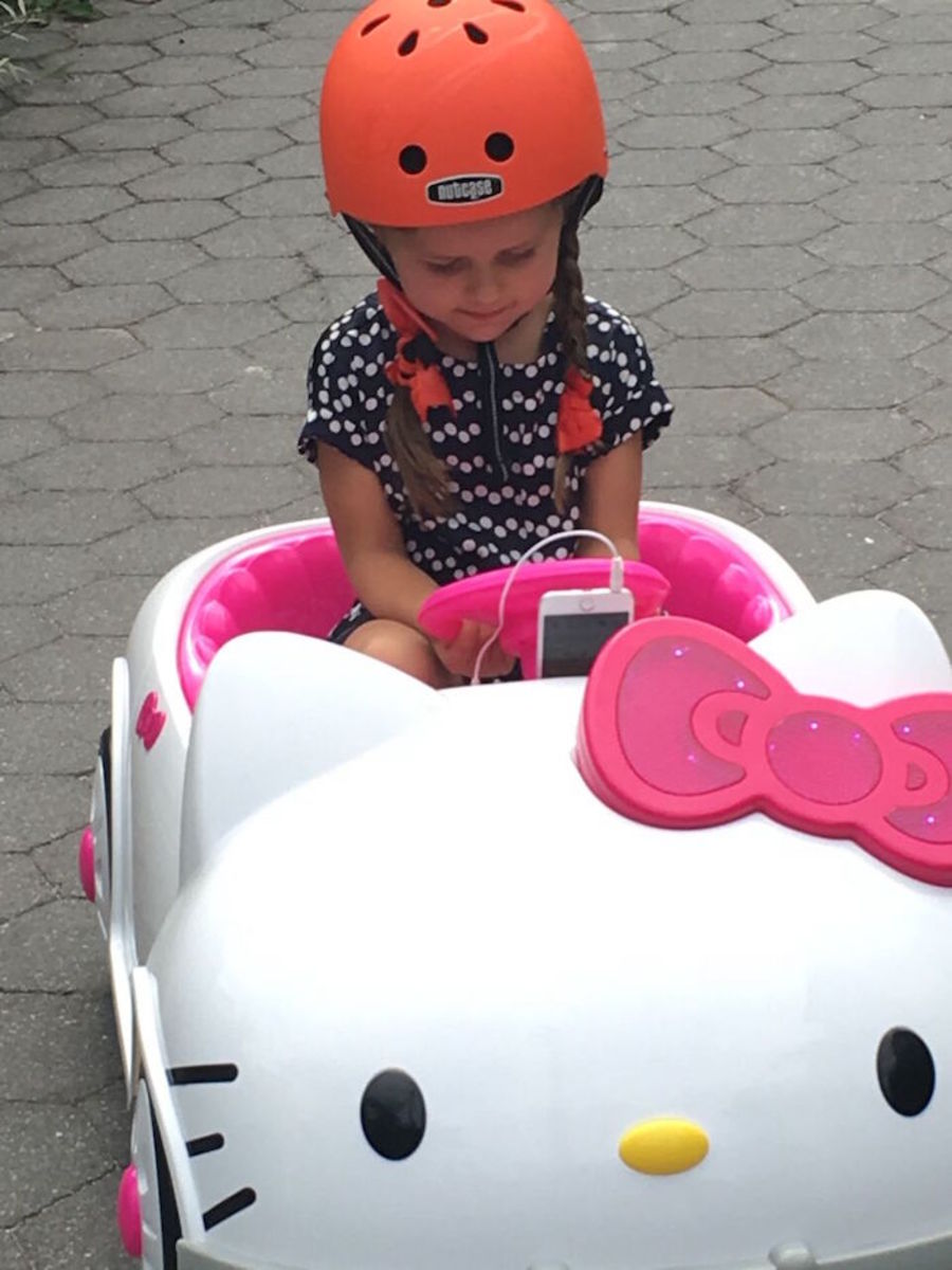 hello kitty powered car