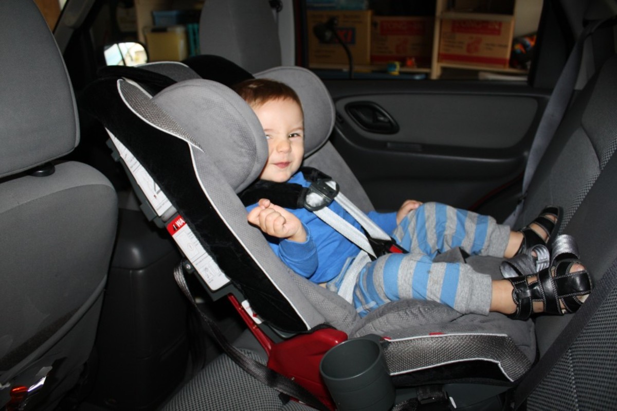 Diono Radianrxt Car Seat Review Giveaway Momtrends The Radianrxt In Eco Friendly Storm