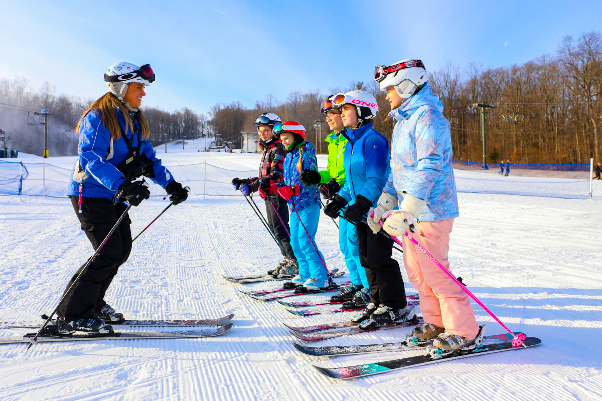 10 states where kids ski free