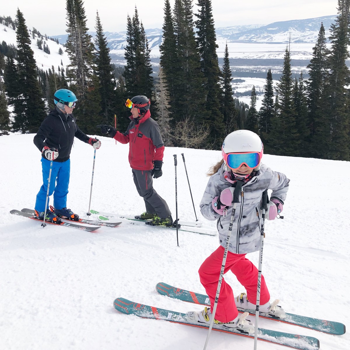 Comparing Early Season Ski Pass Deals
