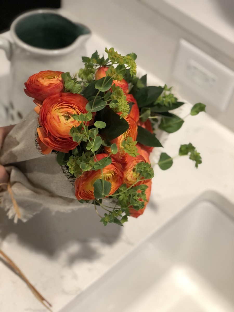 DIY Easy Burlap Flower Bouquet