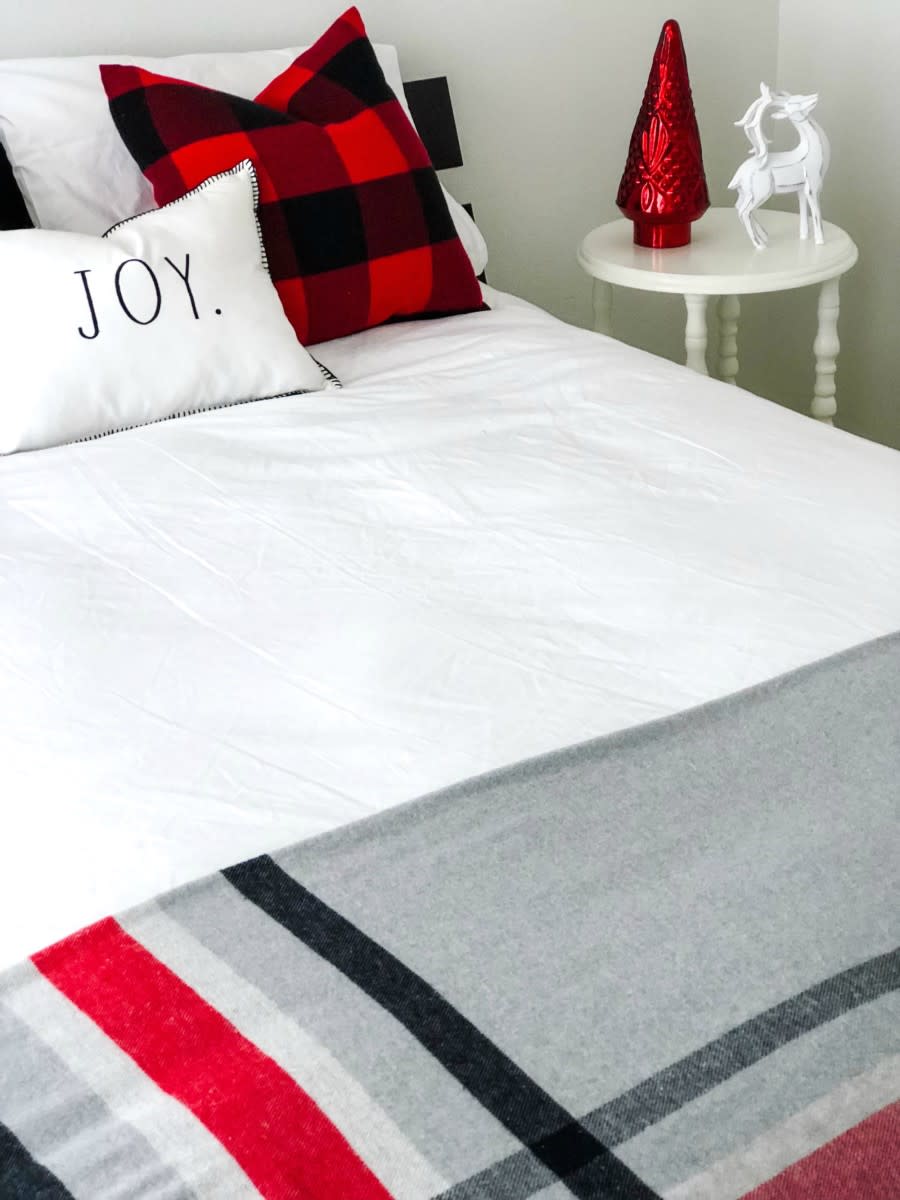 ways-to-get-your-guest-room-ready-for-the-holidays