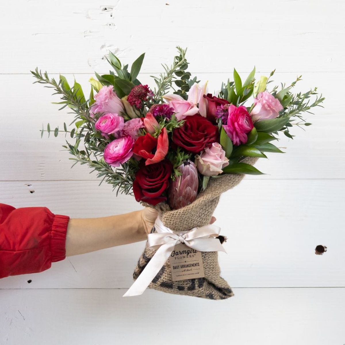 Valentine's Flower Bouquets that are Chic and Classy