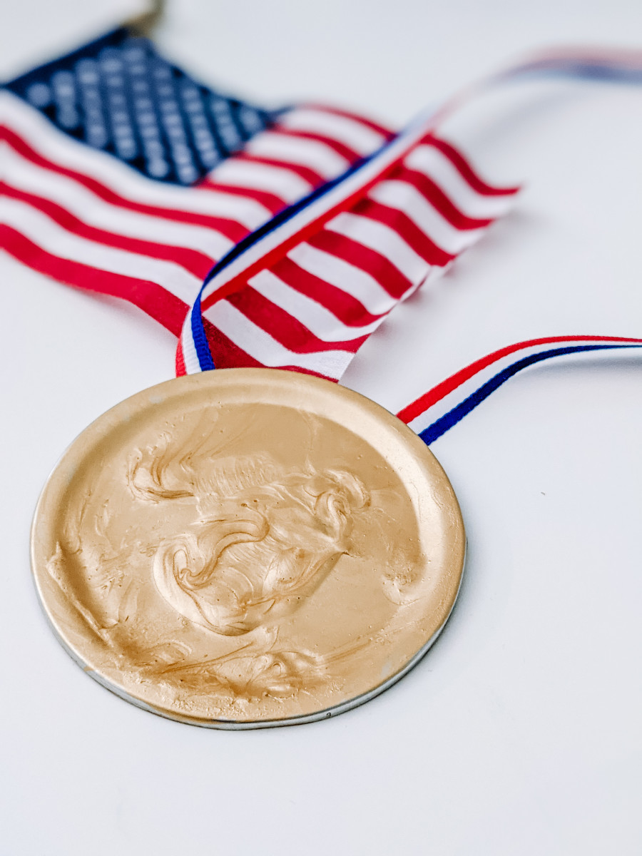 How to Make Your Own Olympic Medals